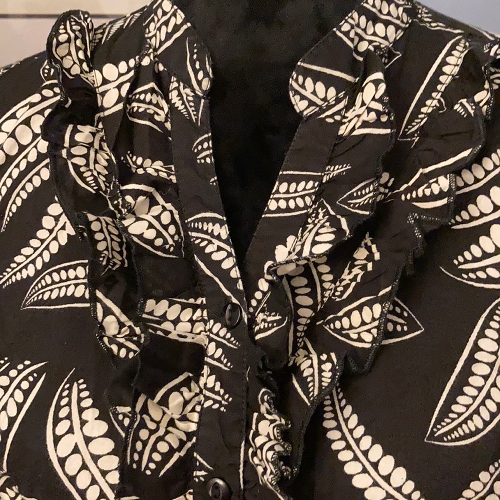 Batik Print Ruffle Front Blouse - Picture 2 of 5
